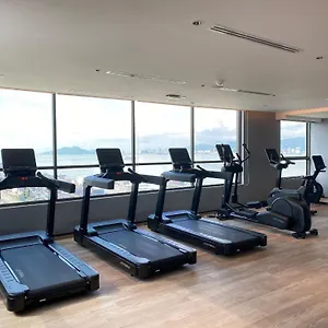 Crowne Plaza Penang Straits By Ihg Hotel